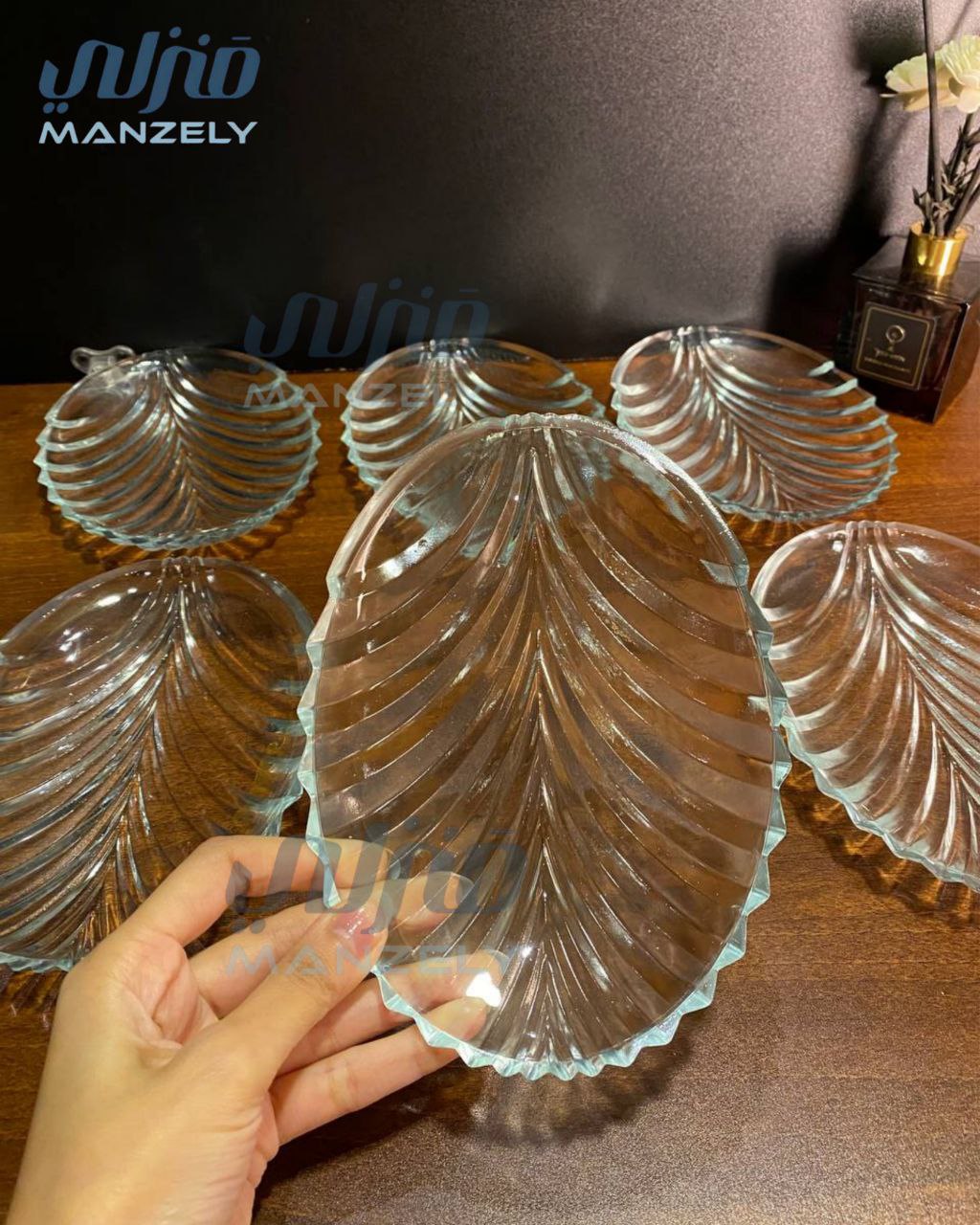 أطباق تسالي ورقة شجر