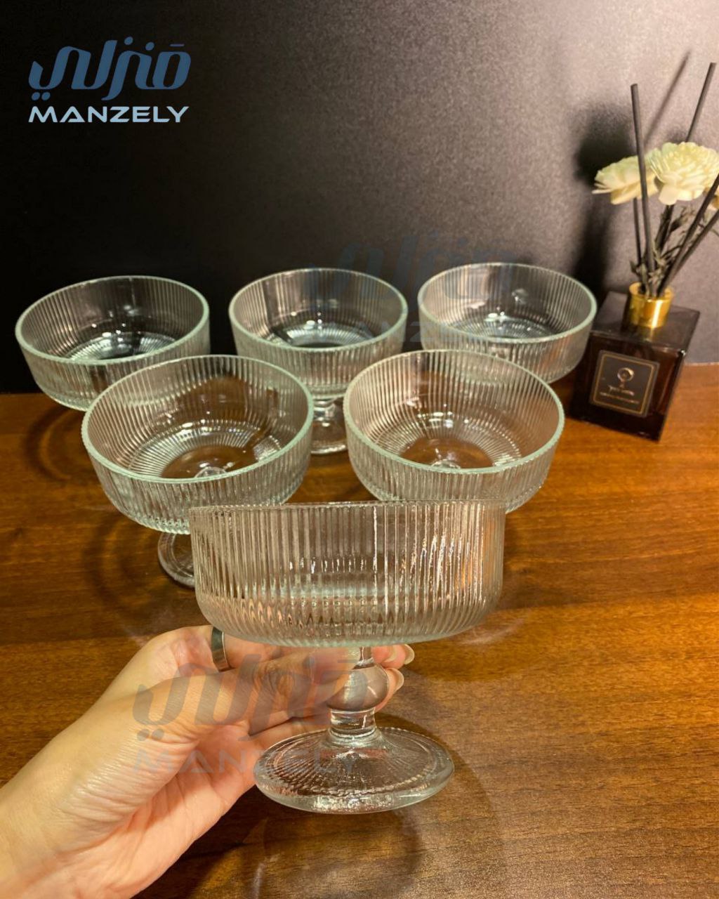 كاس آيس كريم مضلع