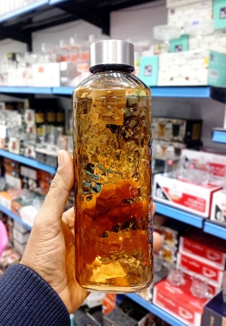 زجاجة زجاج مستوردة بغطاء استانلس