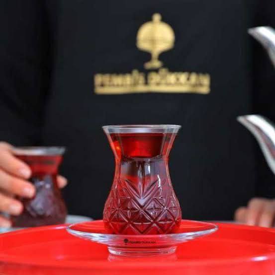 استكانة تايم بالطبق تركي