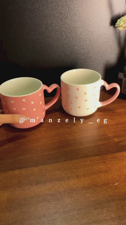 مجات بورسلين بإيد قلب