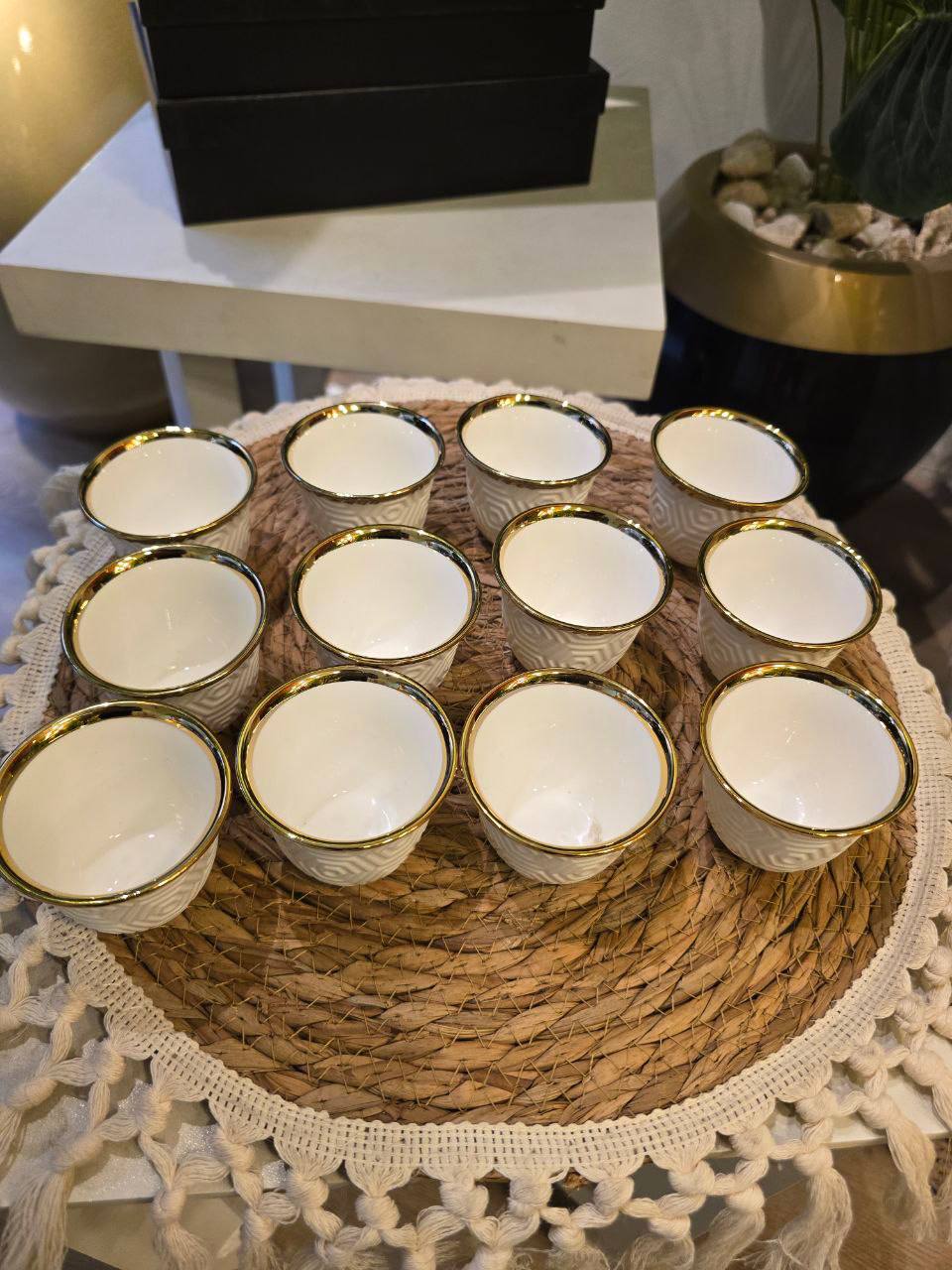 طقم قهوه عربى بورسلين مستورد 12قطعه