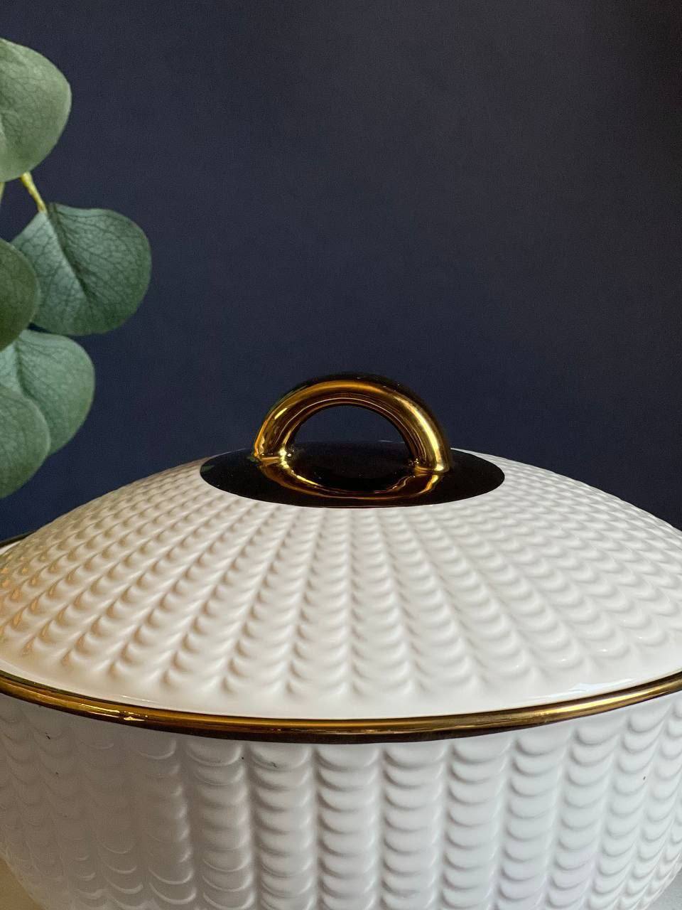 طاجن بورسلين حرارى مستورد بحواف جولد