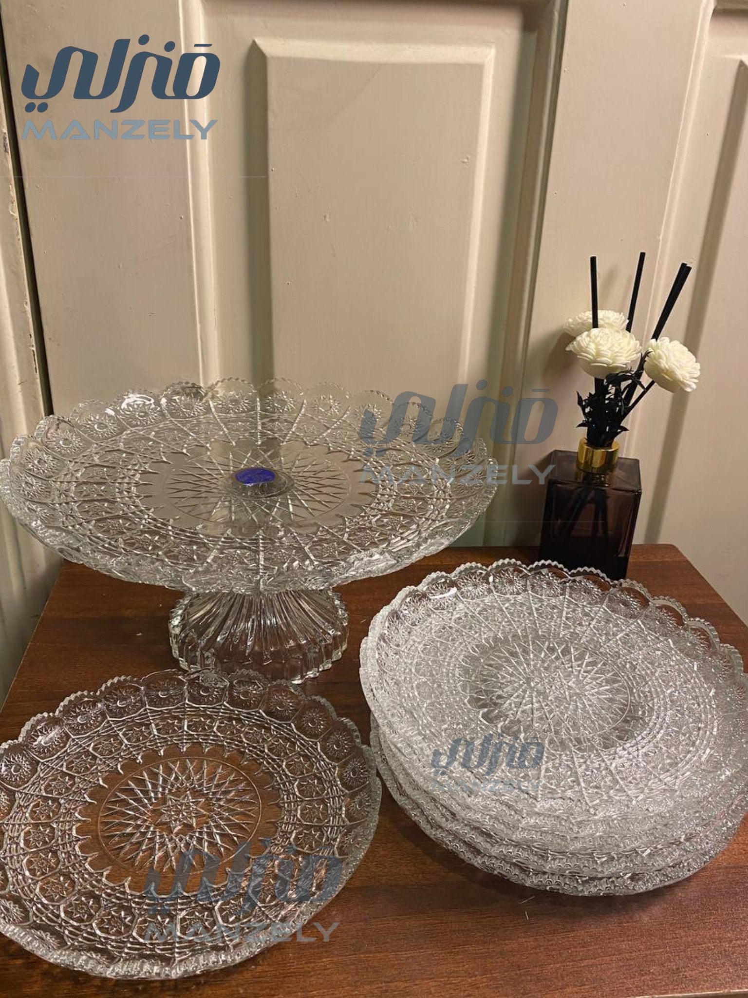 Bohemian 7-piece cake set with cake stand